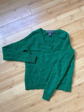 Tragically Damaged Lulu Bravo Emerald Green Cable Knit Cashmere Sweater